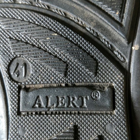 Alert Complete Man Dress Shoes size 8 (41) - Picture 6 of 7